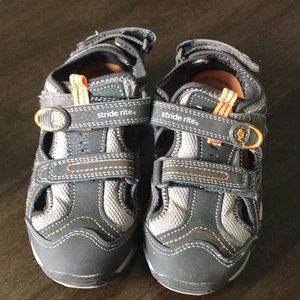 Made w Play sneaker/sandals